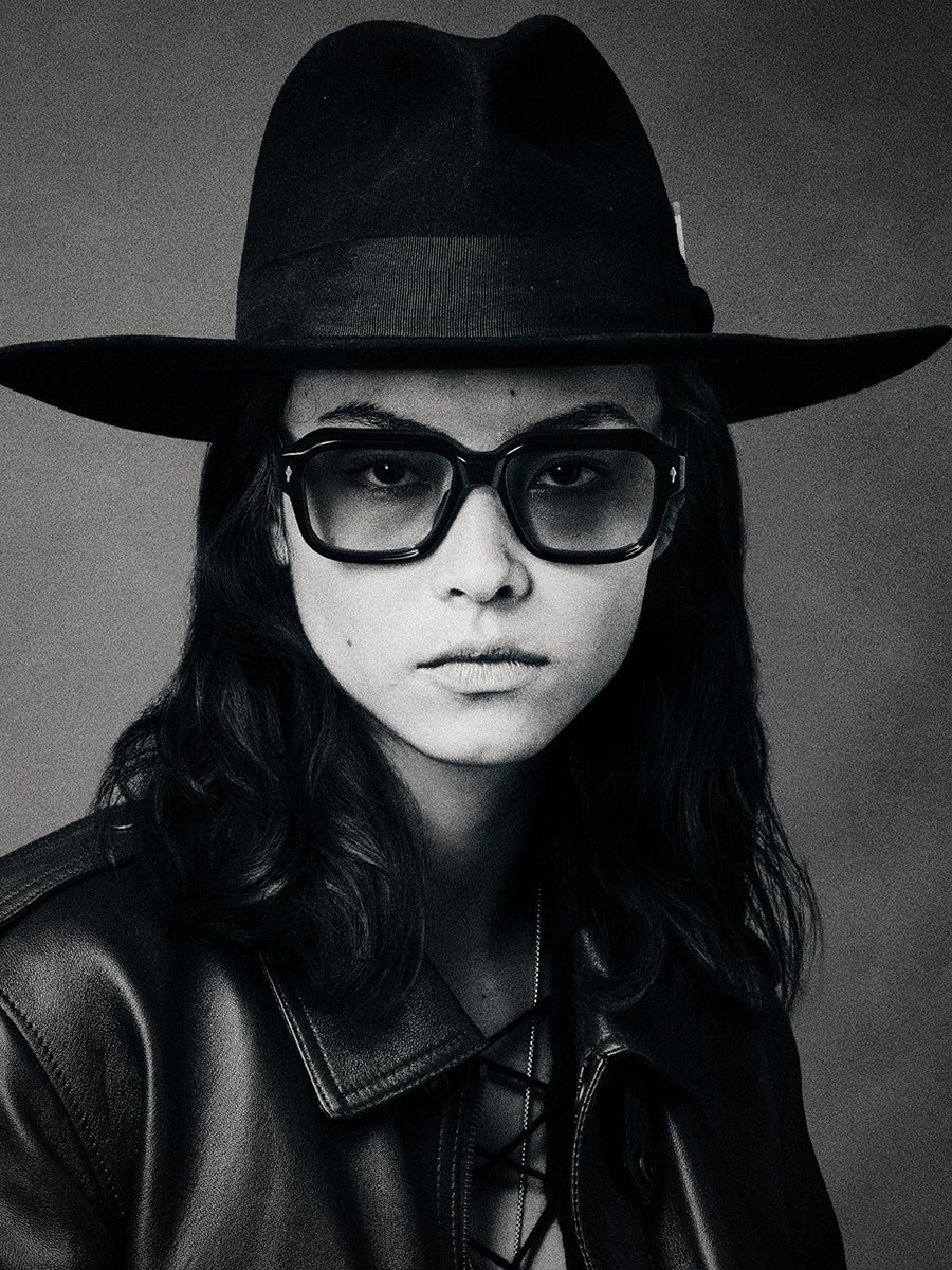 Vivienne Willow sunglasses