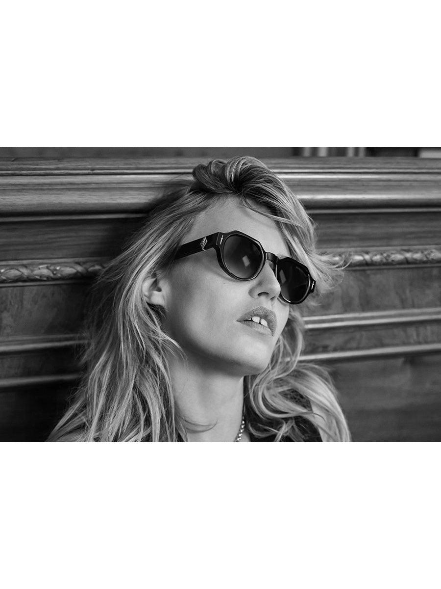 Lucky Diamond Deep Blue sunglasses - sunglasscurator