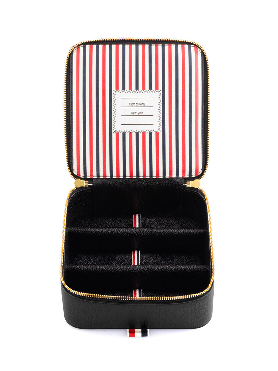 067A 001 Black Pebble Grain Leather Eyewear Travel Case