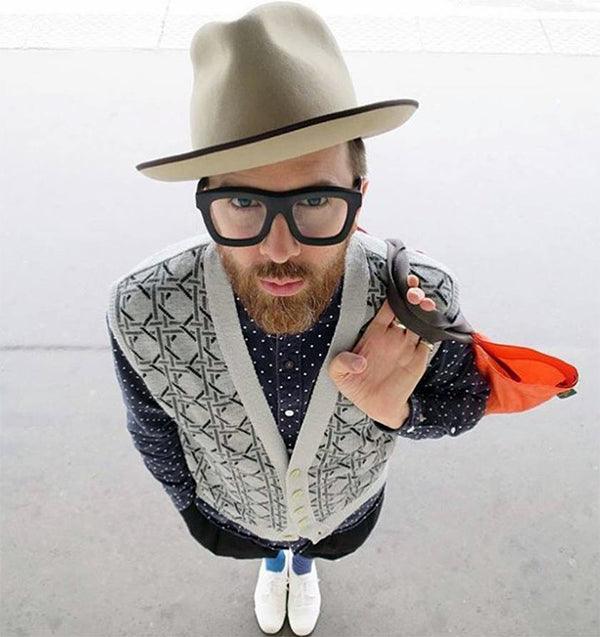 Alexander Bellenger in KUBORAUM - sunglasscurator