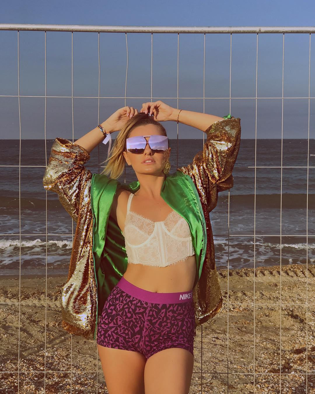 Alexandra Stan in Karen Walker - sunglasscurator