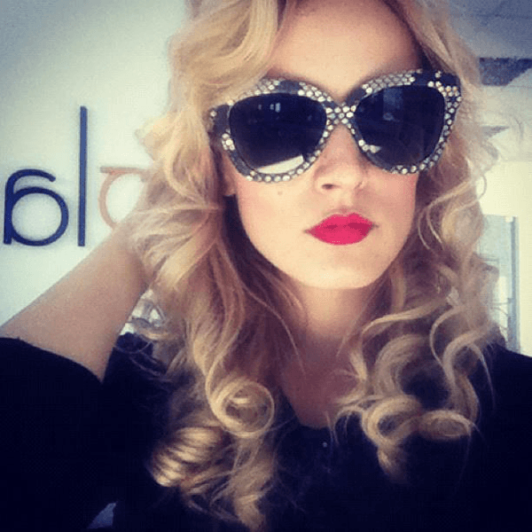 Alina Tanasa in Linda Farrow Luxe - sunglasscurator