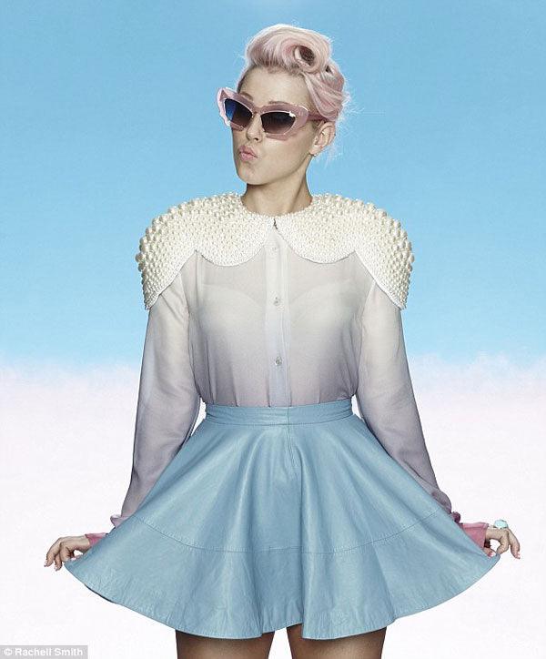 Amelia Lily in Prabal Gurung - sunglasscurator
