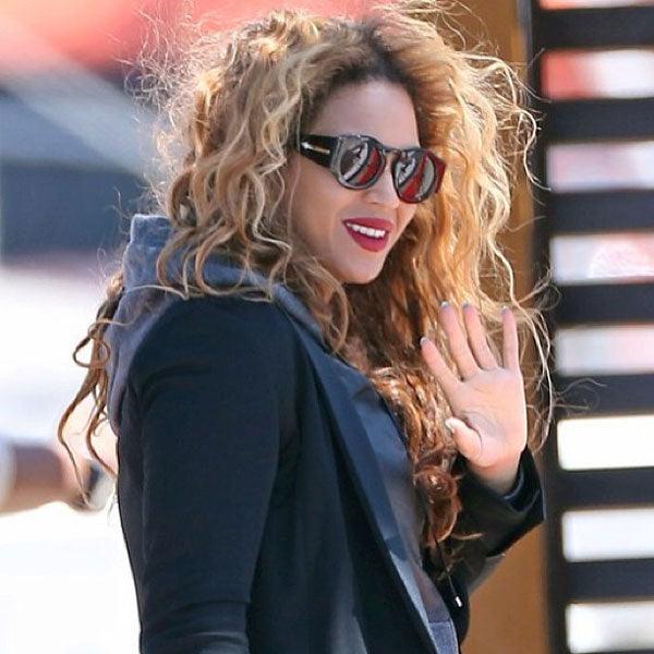 Beyonce in Karen Walker Blue Moon - sunglasscurator