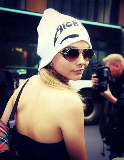 Cara Delevigne in Linda Farrow - sunglasscurator