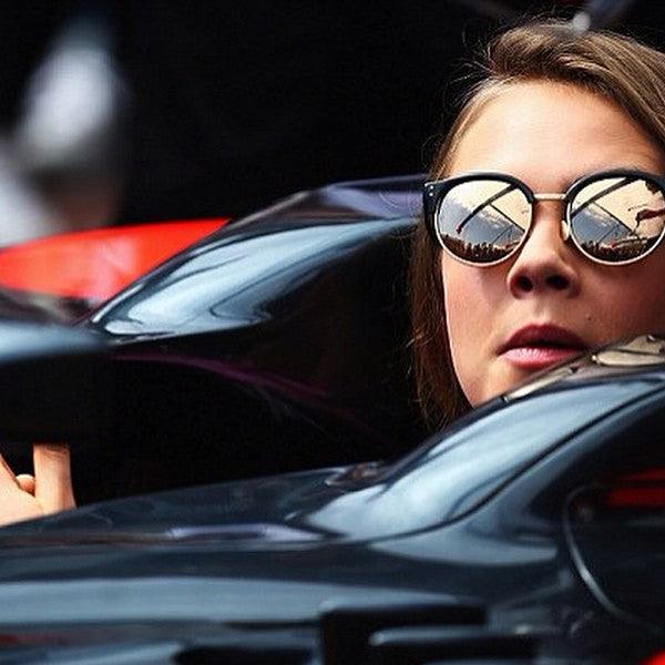 Cara Delevingne in Linda Farrow - sunglasscurator