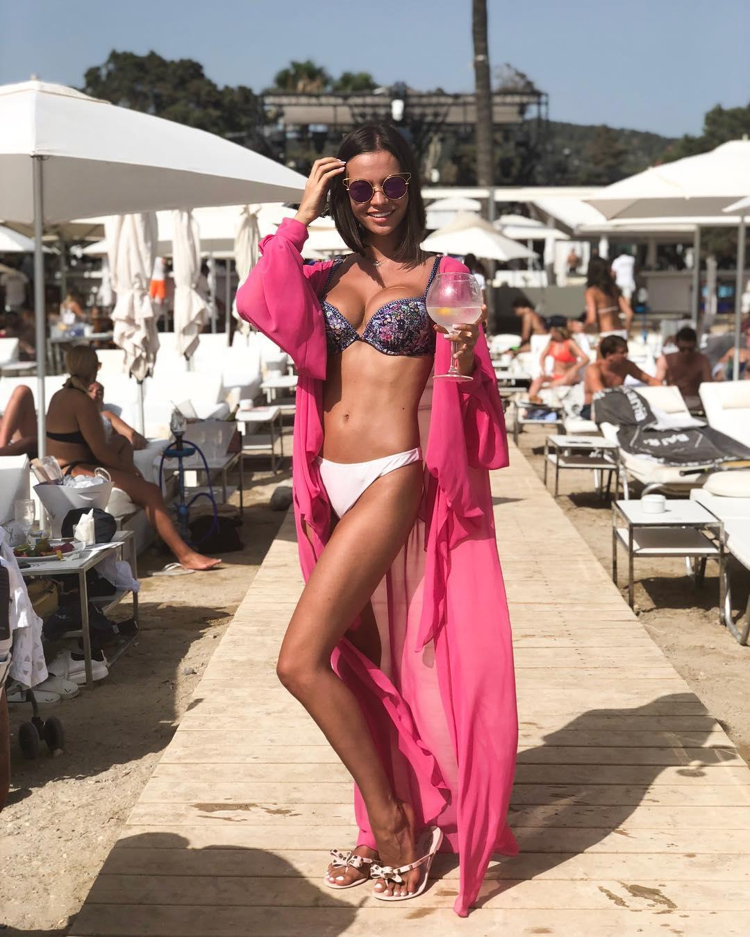 Denisa Hodisan in DITA - sunglasscurator