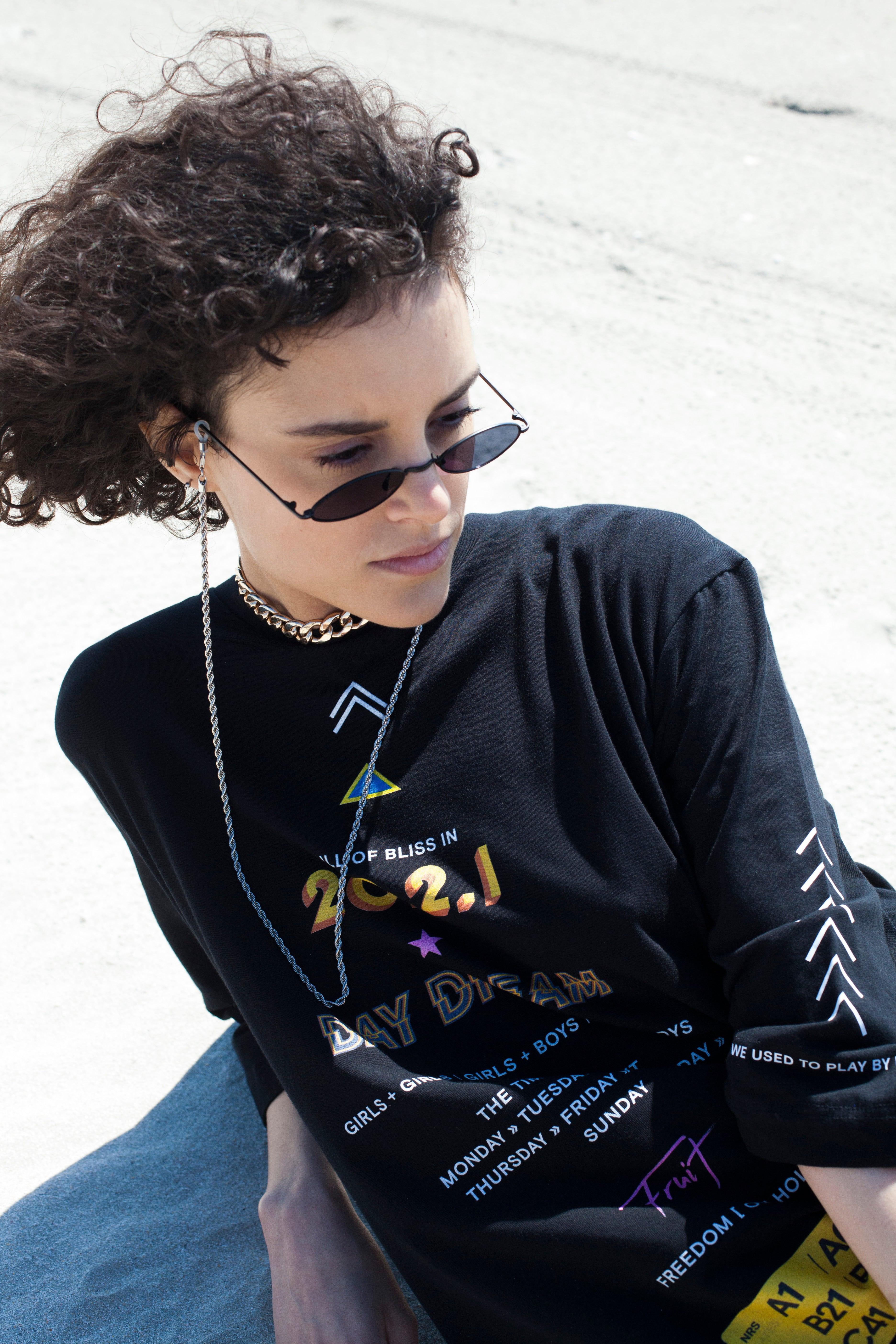 Diana Sar in Frame Chain - sunglasscurator