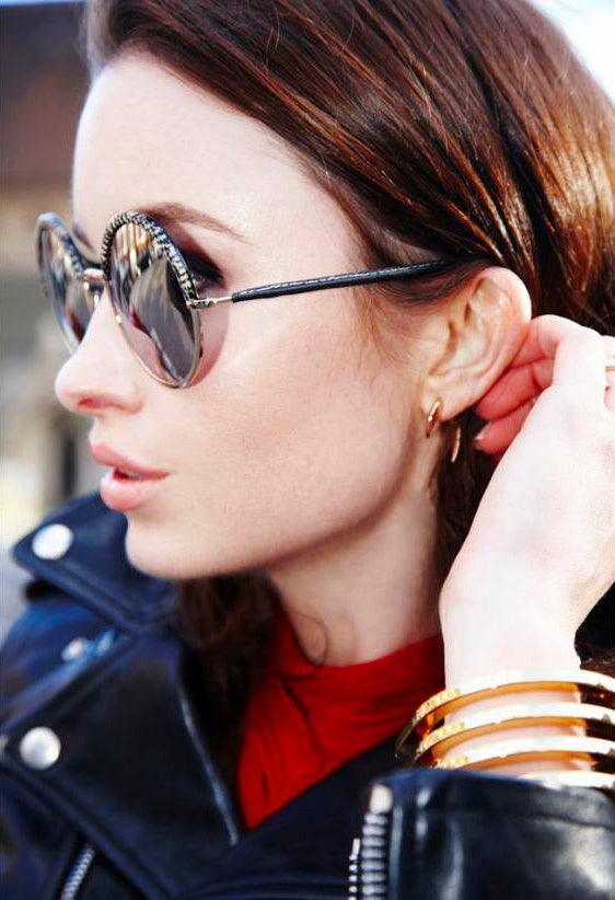 Emma Miller in Cutler And Gross - sunglasscurator