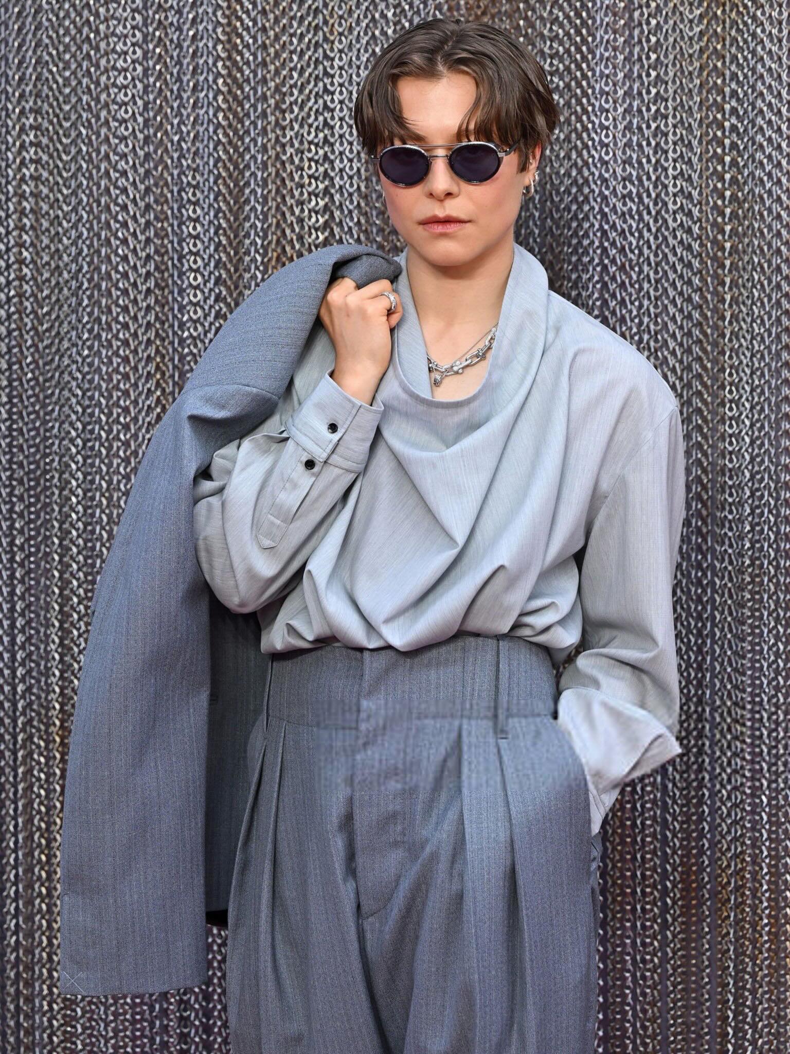 Emma D'Arcy in Akoni