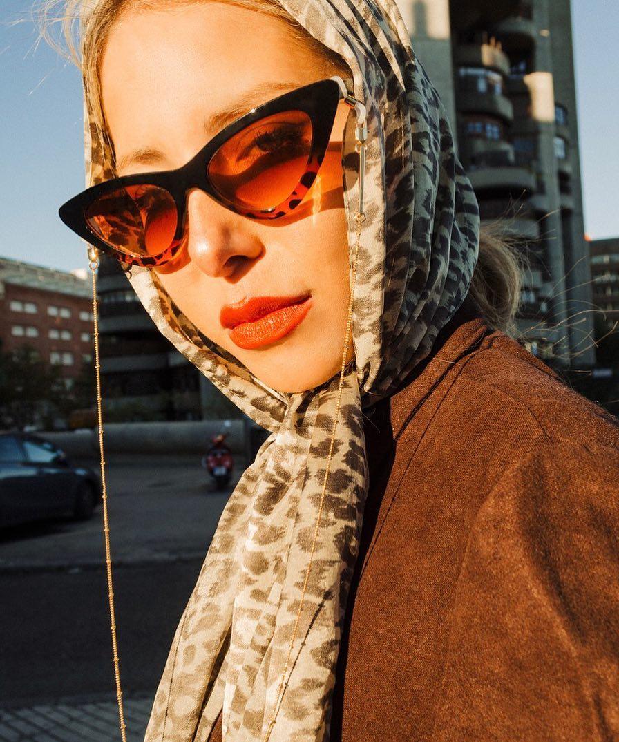 Irene De Pablo in Frame Chain - sunglasscurator