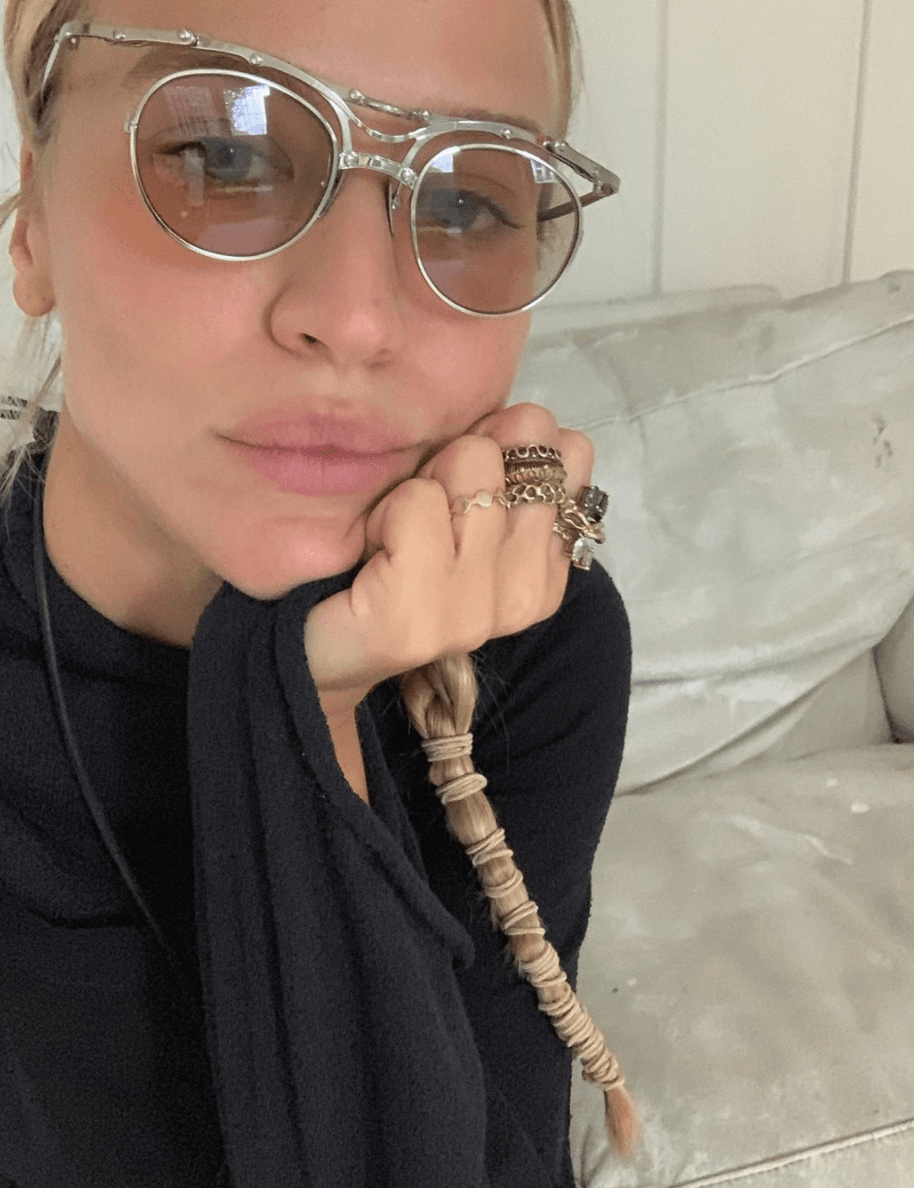 Iva Drekalovic in Innerraum - sunglasscurator