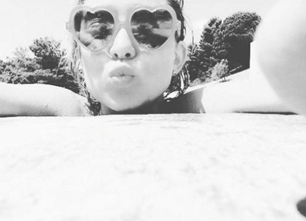 Kate Hudson in Cutler and Gross - sunglasscurator