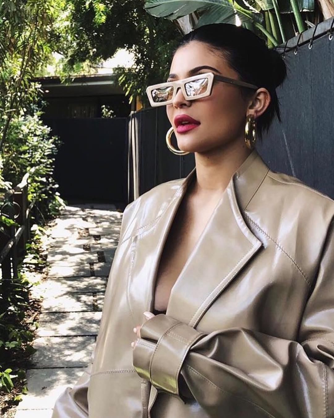 Kylie Jenner in Karen Walker - sunglasscurator