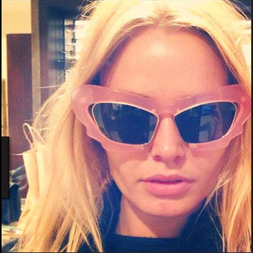 Lara Bingle in Prabal Gurung - sunglasscurator