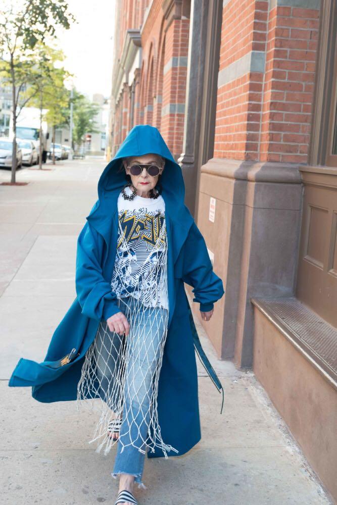 Lyn Slater in Kaleos - sunglasscurator