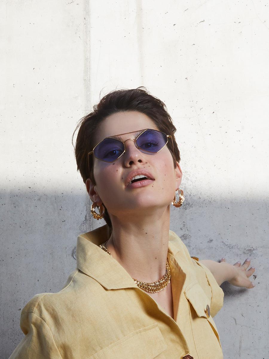 Maria Balan in Spektre - sunglasscurator