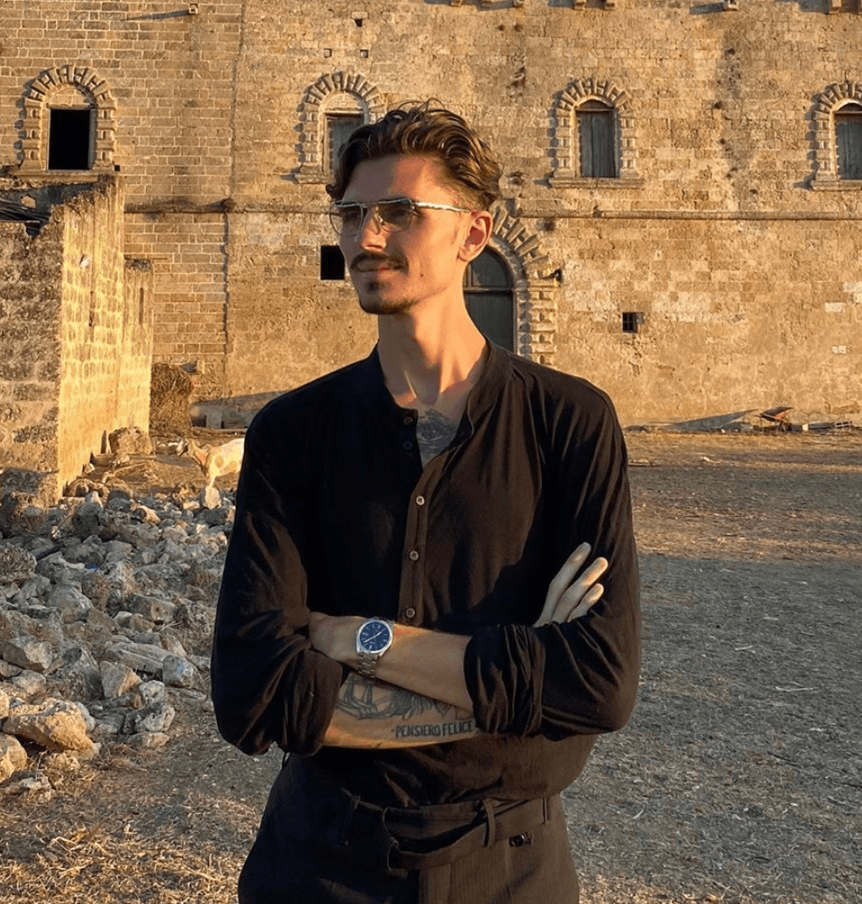 Matthias Bursi in Kuboraum - sunglasscurator