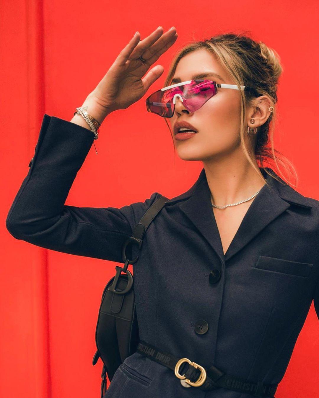 Michelle Salas in Spektre - sunglasscurator