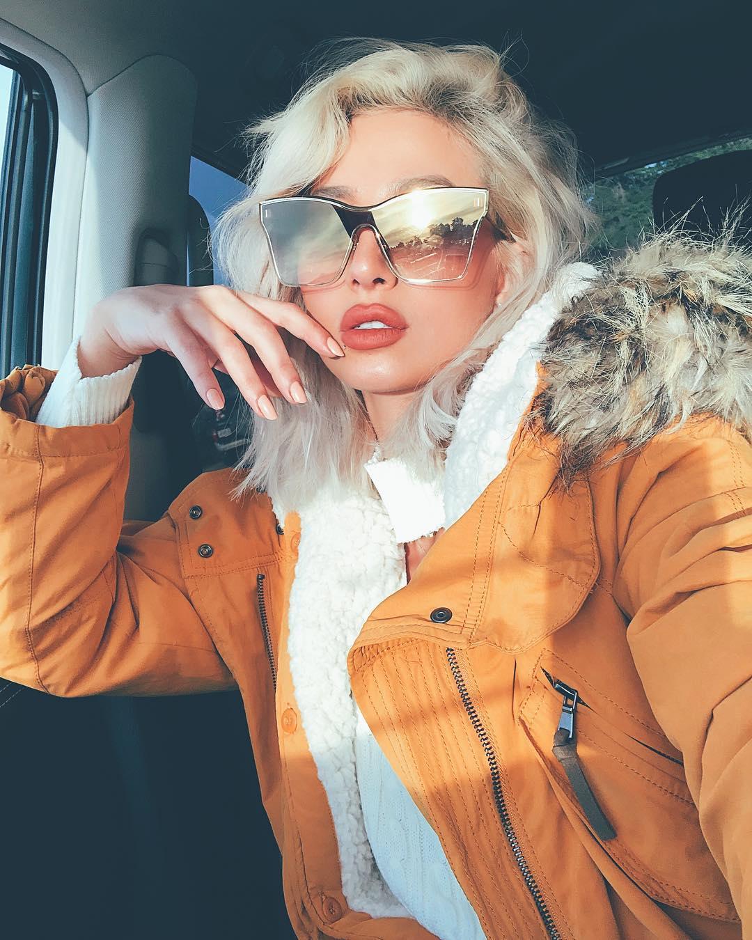 Model Roz in Dita - sunglasscurator