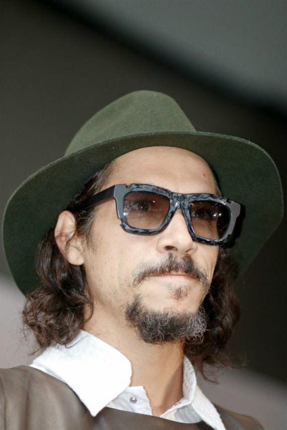 Oscar Jaenada in KUBORAUM - sunglasscurator