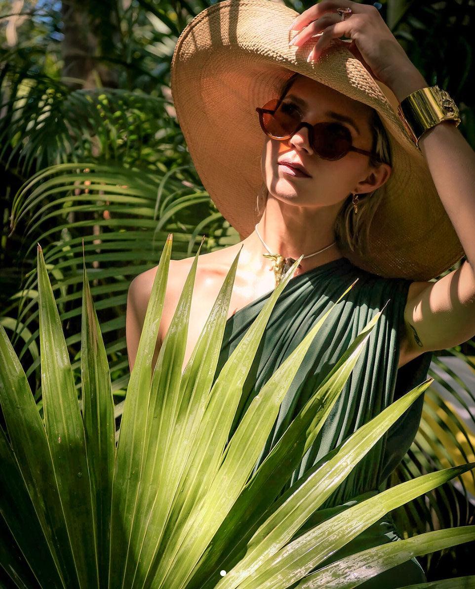 Samantha Angelo spotted in Kaleos - sunglasscurator