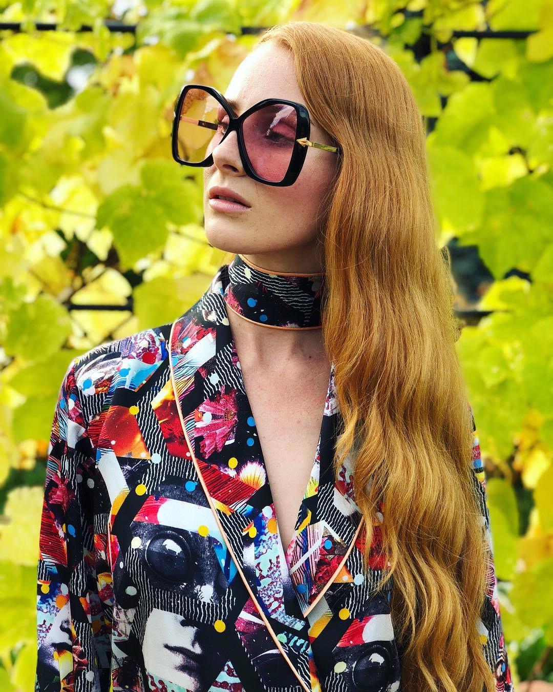 Vera Blue - Celia Pavey in Karen Walker - sunglasscurator