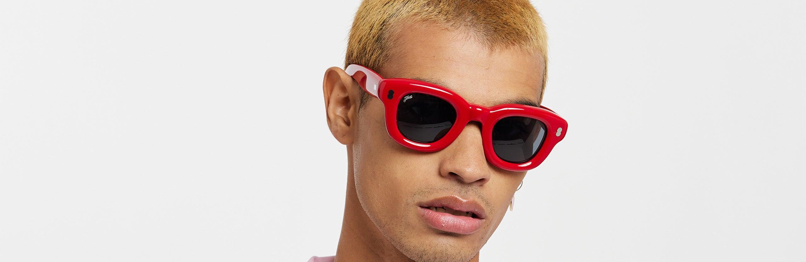 AKILA - sunglasscurator