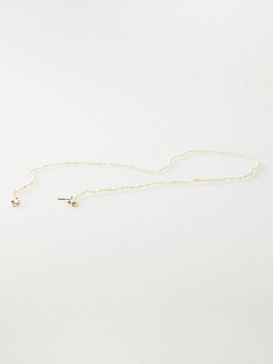 Natural Pearl Eyewear Chain 2