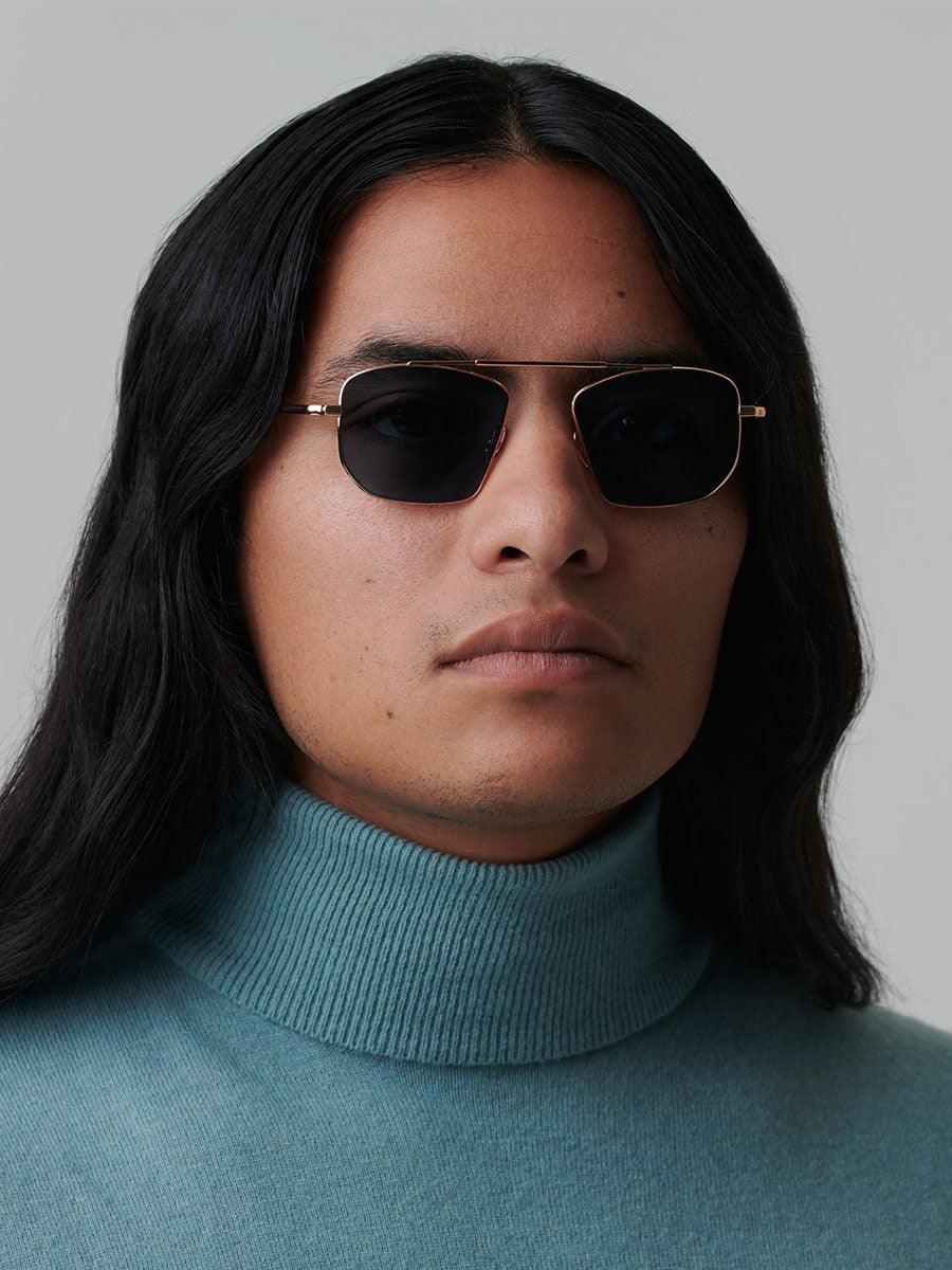 New York Peony Gold Blue sunglasses - sunglasscurator