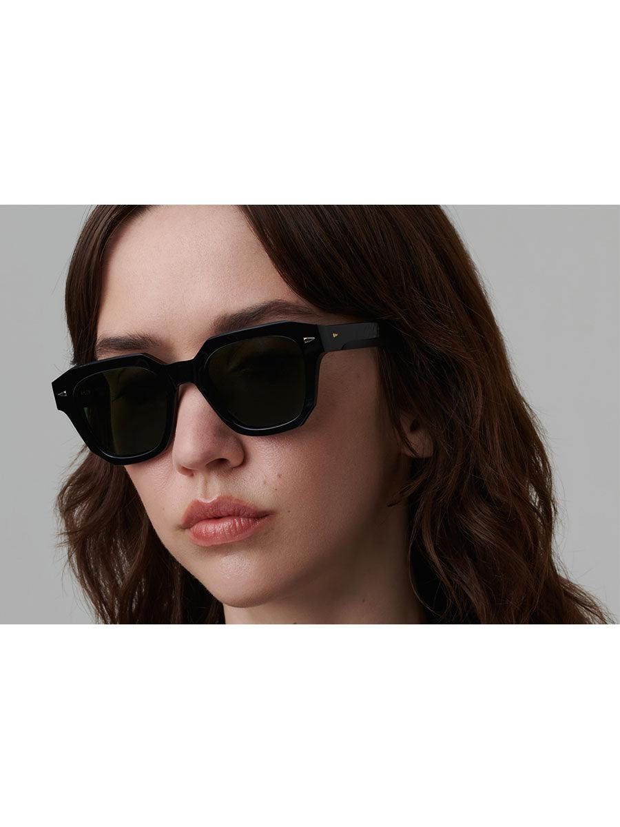 Pont Mirabeau Black G15 sunglasses - sunglasscurator