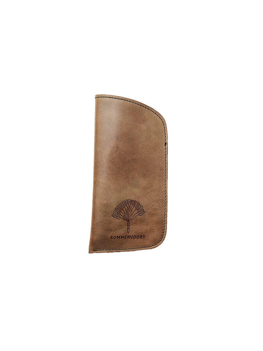 Rainy Sand classic leather glasses case - sunglasscurator