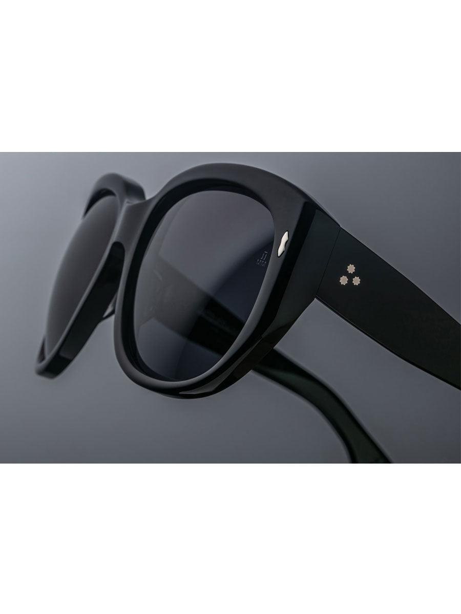 Roxy Black sunglasses - sunglasscurator